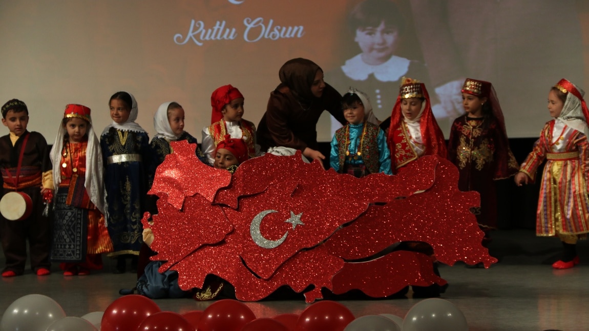 23 NİSAN COŞKUSU